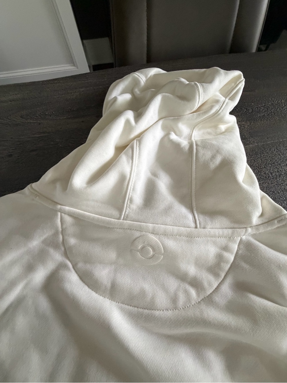 Pokemon White Hoodie with Yellow Accents - Gotta Catch 'Em All Text - Picture 6 of 12